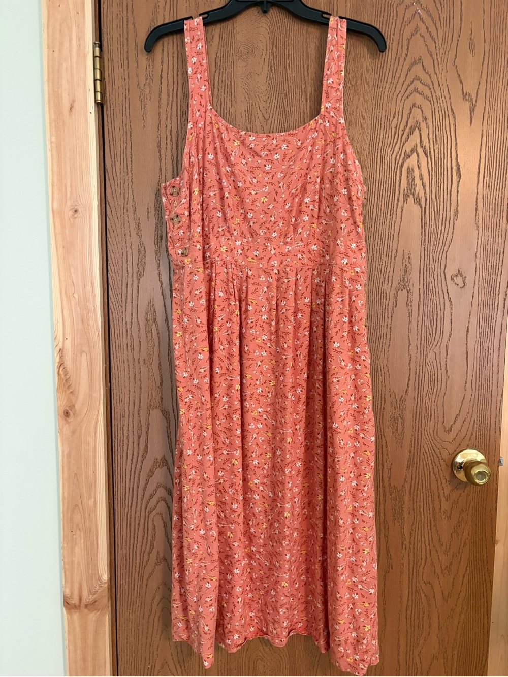 a.n.a Coral Floral Women’s Top